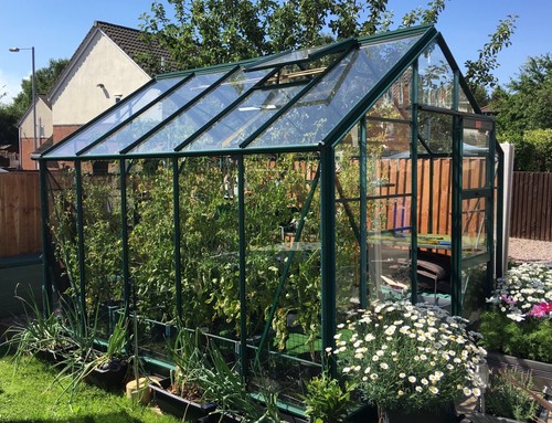 Clear polycarbonate plastic - clear,