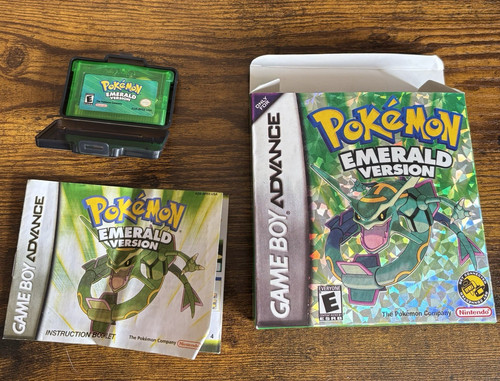 Nintendo pokémon emerald - nintendo,
