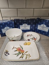 Royal Worcester Evesham Gold