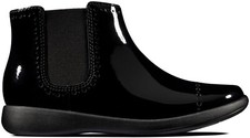 BNIB Clarks Girls Etch Form Black Patent Leather Ankle Boots F/G Fitting