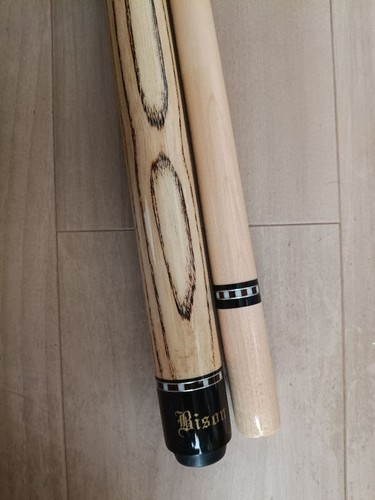 Bison wood billiard cue - wood,