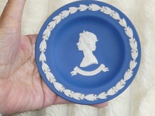 Wedgwood Queen Elizabeth II Silver Jubilee Blue Jasperware Cabinet Plate Vintage