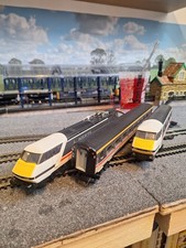 Hornby Intercity Swallow 225