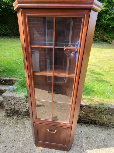 Wooden corner display cabinet