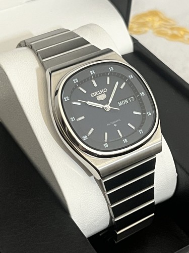 Seiko 6319 8000 black round - seiko,