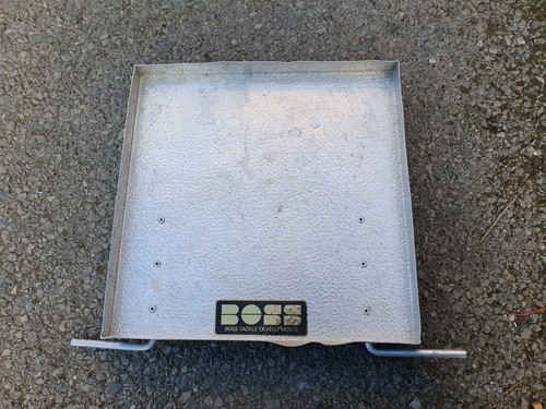 Boss side tray - boss, for