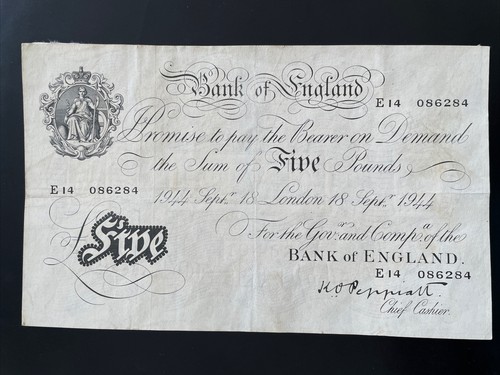 England 1944 white 5 - /,
