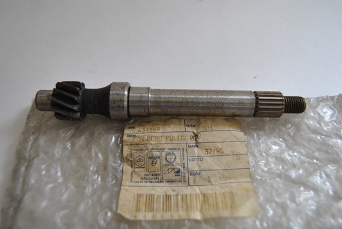 Driven pulley shaft - pulley, piaggio