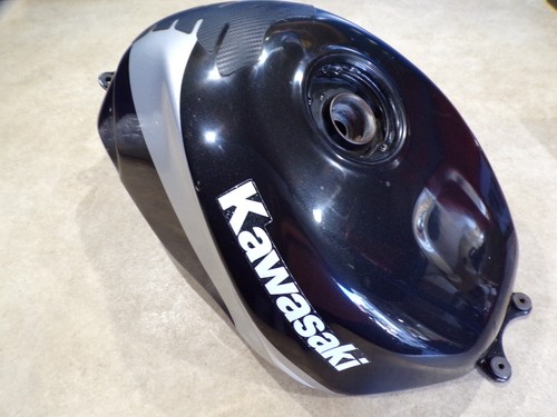 Kawasaki zx6r petrol - j1, j2