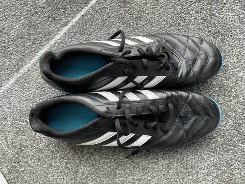 Adidas all surface training