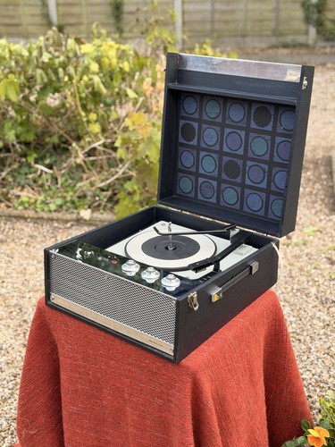 Stunning vintage dansette - stunning,