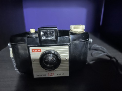 Kodak brownie 127 film box - brownie,