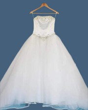Pre-loved Mori Lee White Princess Wedding Dress Bridal Gown Size 6