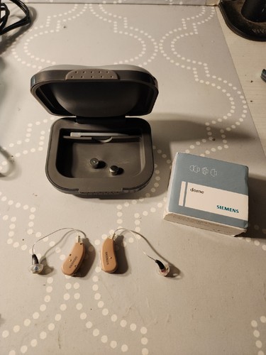 Siemens hearing aids used - siemens, b9
