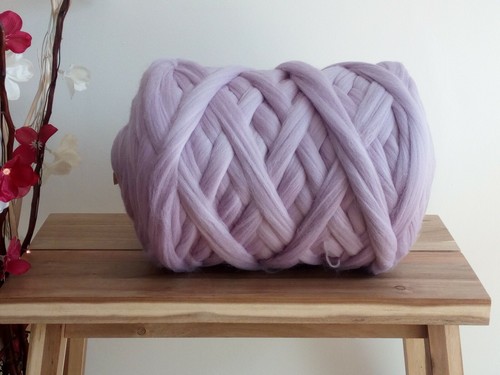 Lilac merino wool tops - merino,