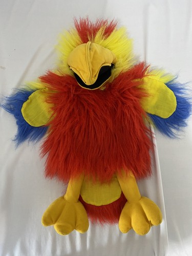 The puppet company macaw - the,