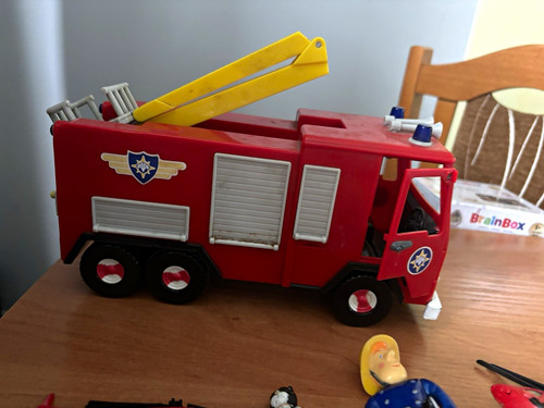 Fireman sam figure set with - fireman,