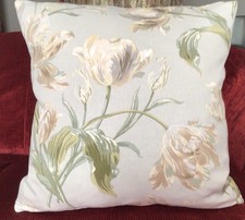 Laura Ashley 16x16in