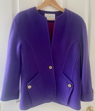 CAROLINE CHARLES Pure New Wool