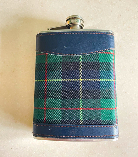 Tartan pattern hip flask oz - tartan,