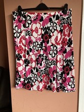 Beautiful Wallis Floral Short