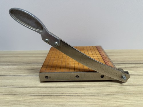 Ambassador wooden trimmer - wooden,