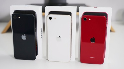 New sealed iphone - se, 2022