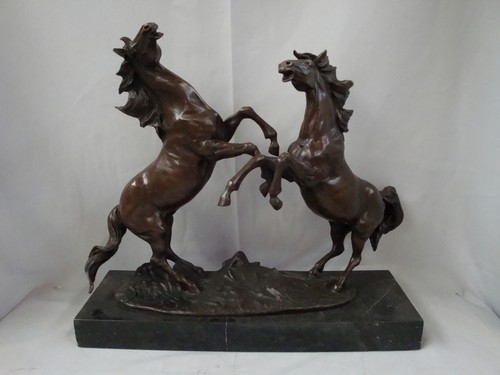 Statue horse wildlife art deco - statue,