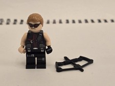 Lego Minifigure, sh0034, Hawkeye, Black and Dark Red Suit, Bow & Arrow