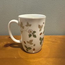 Wedgwood Wild Strawberry 4"