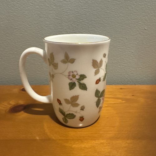 Wedgwood wild strawberry - wild, 4"