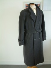 VINTAGE BELTED COAT..46"..RAGLAN..BALMACAAN..PRIVATE .VC..PURE WOOL..PERMANENT