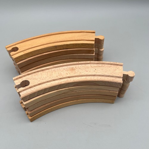 10x wooden curved train - wooden,