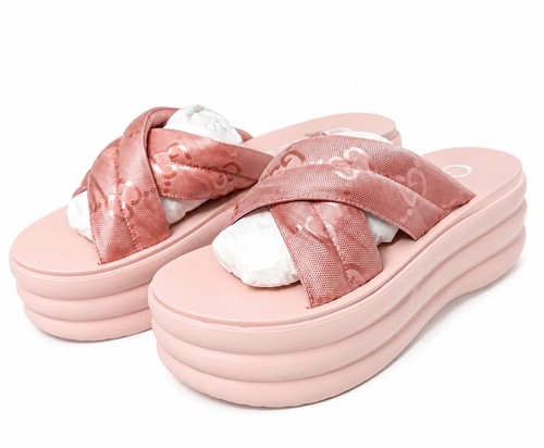 Gucci women sliders - gucci,