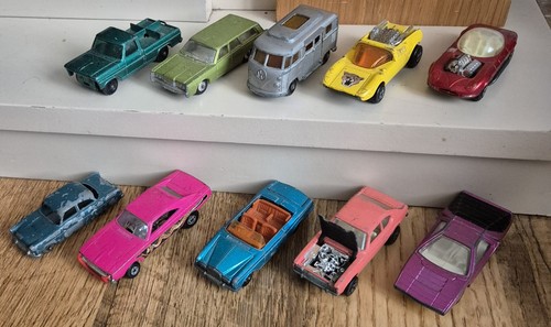 Collection matchbox cars - of,
