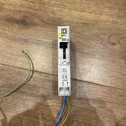 Square qoe rcbo amp 30ma - d,