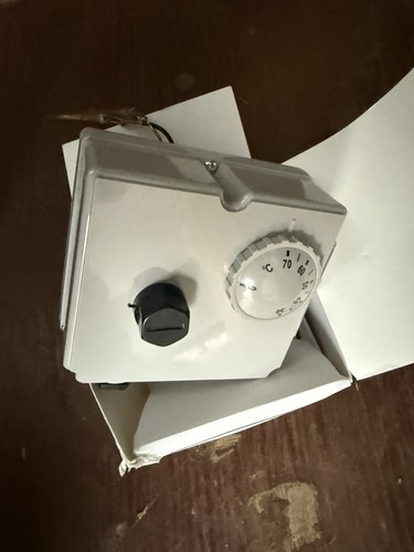 Cylinder dual thermostat - cylinder,