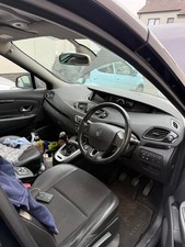 7-seater Renault grand scenic