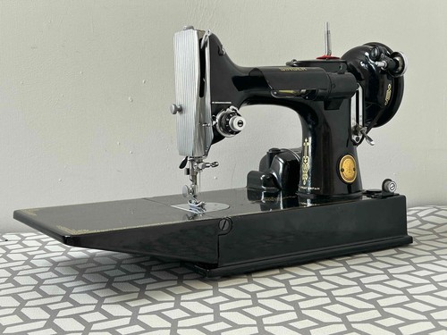 Singer 221k featherweight - singer,