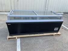 AHT Sydney 223 slide glass top
