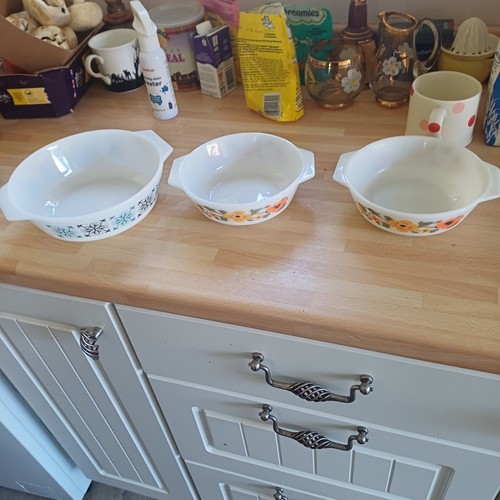 Pyrex collection no - no, lids