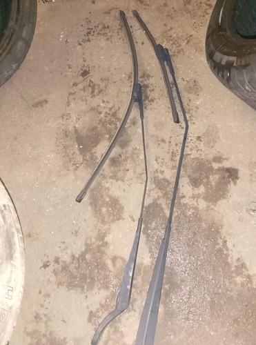 Peugeot 207 wiper arm set - arm,