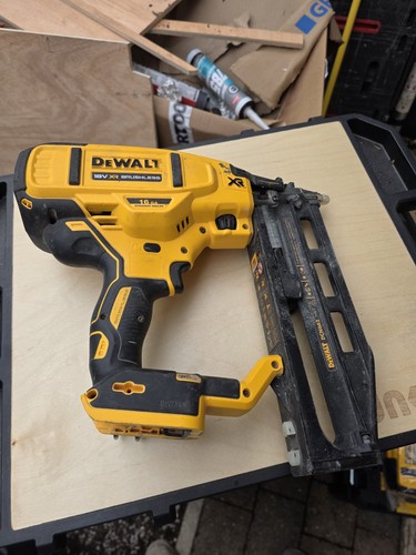 Dewalt dcn662 18v - dcn662,