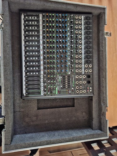 Mackie profx16 with flight - profx16,