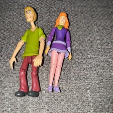 Scooby-Doo Classic Daphne Articulated Figure and shaggy  Pre-Owned