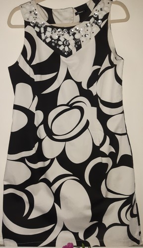 Roman 60s style black - 60s, white
