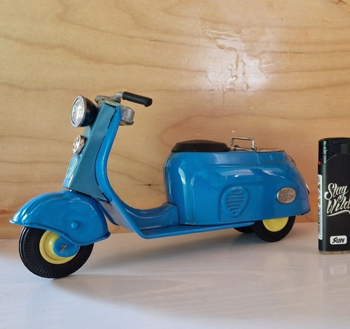 Silver pigeon vintage toy - silver,