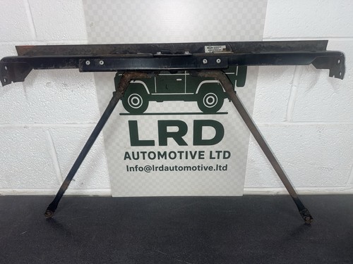 Land rover defender - rover, puma