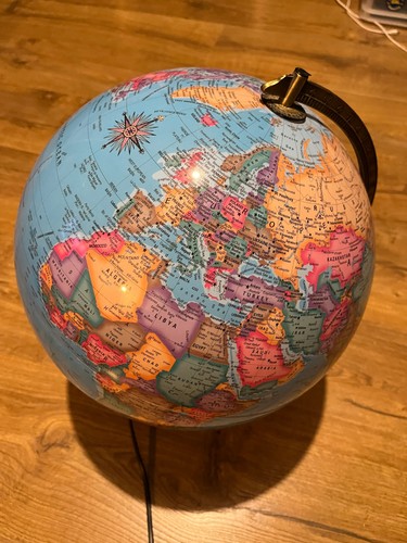 Contemporary world globe lamp - world,