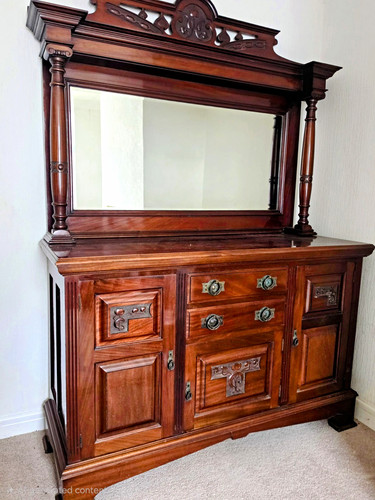 Victorian sideboard yep